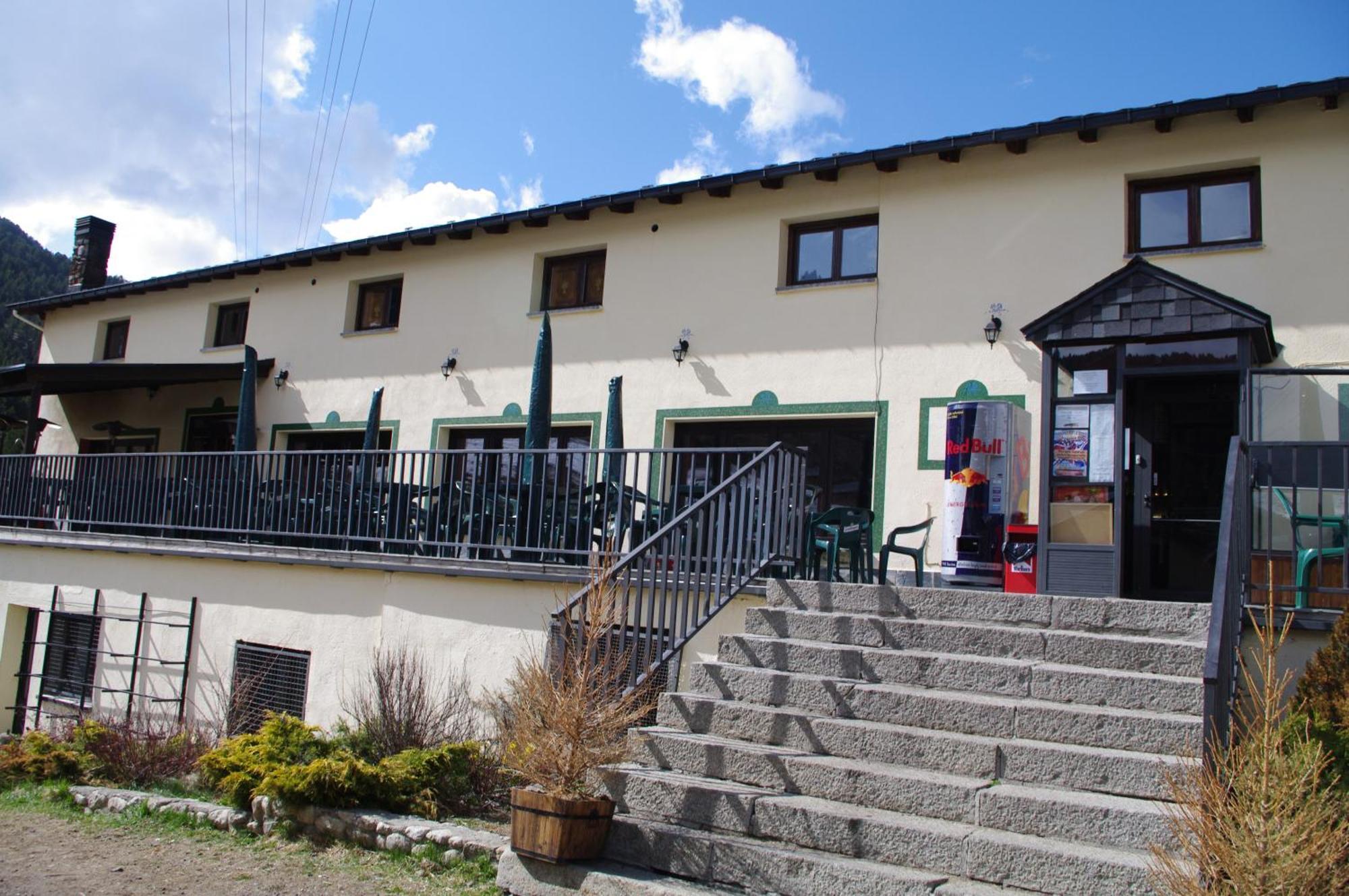 Hotel Peretol سولديو المظهر الخارجي الصورة