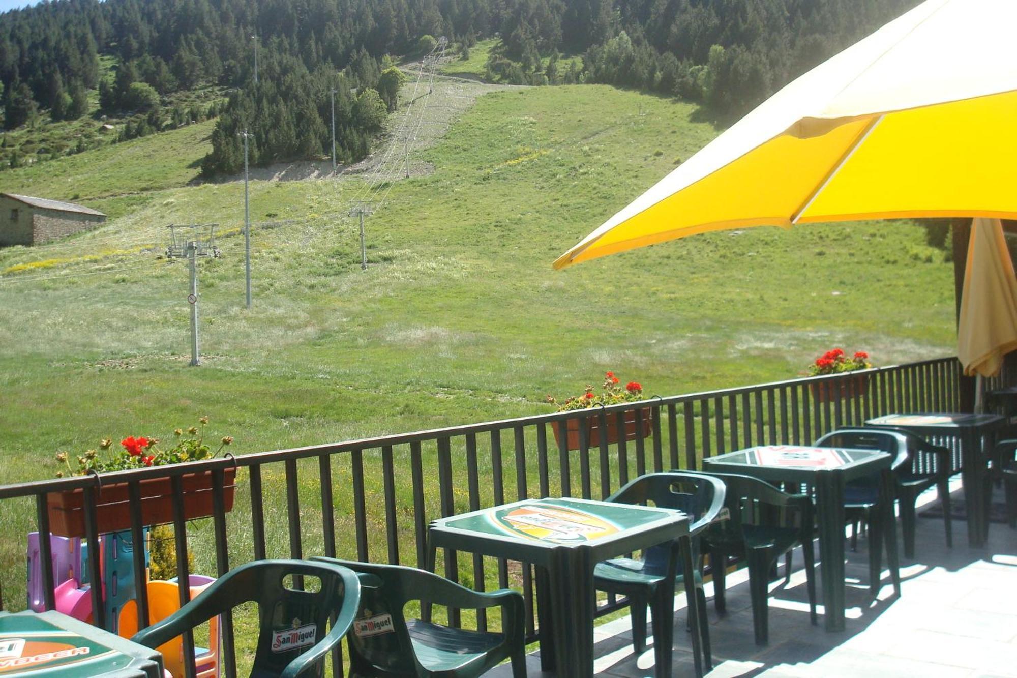 Hotel Peretol سولديو المظهر الخارجي الصورة